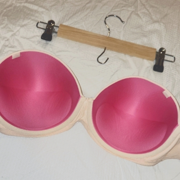 PINK Victoria's Secret Light Pink Strapless Bra - Picture 9 of 11